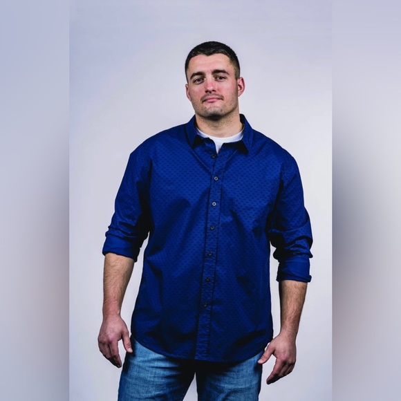 Men’s Navy Blue Nine Line Button Down - Picture 2 of 6